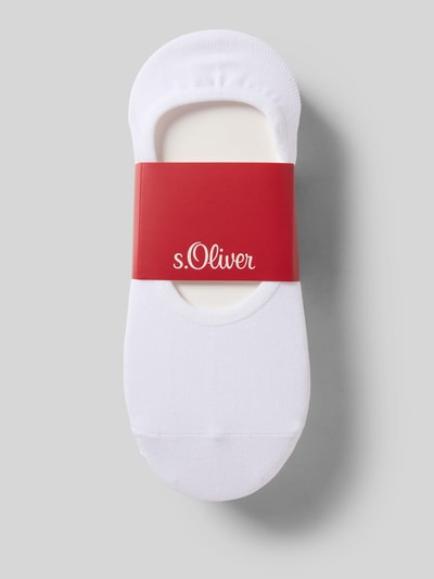 Produktfoto, Füßlinge mit Label-Details im 3er-Pack von s.Oliver RED LABEL aus weißem Baumwoll-Mix mit Elasthan-Anteil, elastische Bündchen.