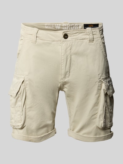 Produktfoto, Shorts mit Cargotaschen Modell 'CREW SHORT' von Alpha Industries, mieszanka bawełny i elastanu, krój regular fit, kolor jasnobeżowy, kieszenie cargo, szerokość w rozmiarze 32: 44 cm, długość wewnętrzna nogawki w rozmiarze 32: 22 cm