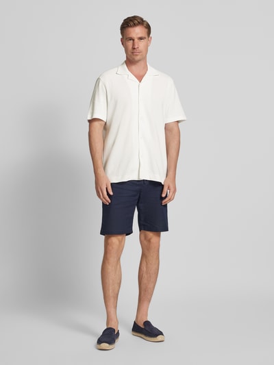 Christian Berg Men Regular Fit Freizeithemd mit Reverskragen Offwhite 1