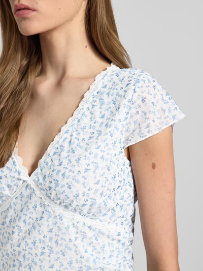 Review T-shirt z obszyciem koronką Biały 3