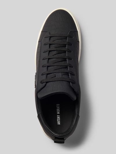 Produktfoto, Sneaker aus echtem Leder mit Schlangen-Print von Antony Morato, schwarz, abgerundete Form, Logo-Detail, weiße Sohle