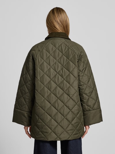 Barbour Regular Fit Steppjacke mit Cord-Details Modell 'ALDBURGH' Oliv 5