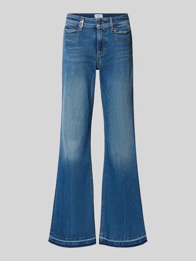 Produktfoto, Loose Fit Jeans mit Label-Detail Modell 'FABIENNE' von Cambio, blau, Baumwoll-Elasthan, ausgestelltes Bein, Struktur sichtbar