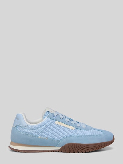 Produktfoto, Low Top Sneaker Modell 'Gustafina' von Marc O'Polo in Two-Tone-Optik, runde Schuhspitze, flache Absatzform, Label-Schriftzug, Schnürung, Material: Leder-Polyester-Mix