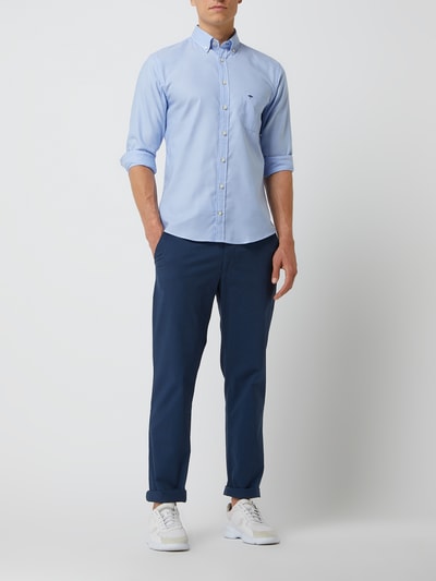 Christian Berg Men Straight Fit Chino mit Stretch-Anteil Jeansblau 1