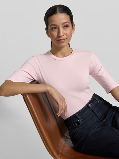 Christian Berg Woman Slim Fit T-Shirt im Halbarm-Design Hellrosa 3