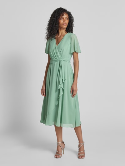Christian Berg Cocktail Cocktailkleid mit V-Ausschnitt und Wickel-Optik Apfel 1