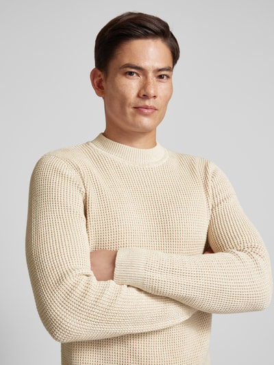 Jack & Jones Premium Sweter z dzianiny z prążkowanymi wykończeniami model ‘VIGGO’ Złamany biały 3