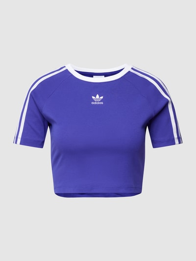 adidas Originals Cropped T-Shirt mit Galonstreifen Lila 2