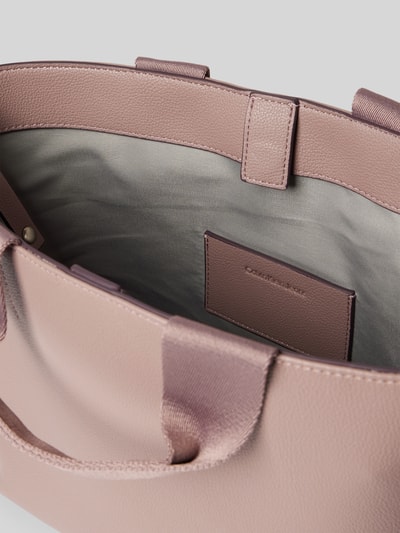 Calvin Klein Jeans Handtasche mit Tragehenkel Mauve 4