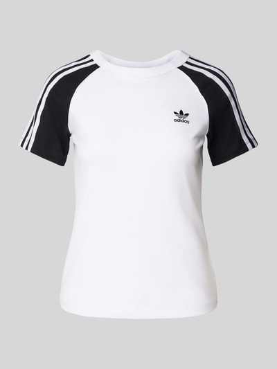 adidas Originals T-shirt z wyhaftowanym logo Biały 2