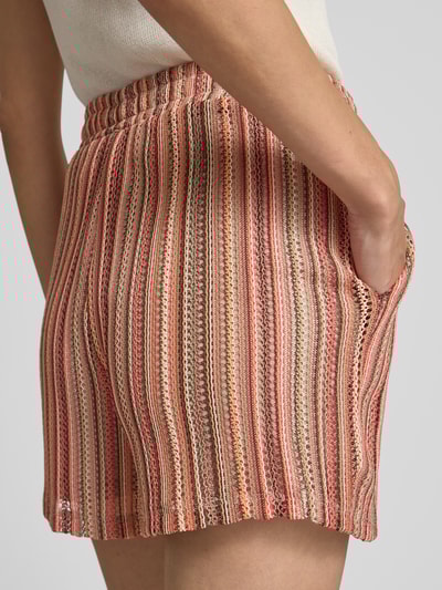 Vero Moda Loose Fit Shorts mit Allover-Muster Modell 'DEMI' Hellbraun 3