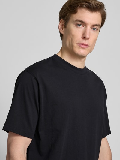 MCNEAL T-Shirt mit geripptem Rundhalsausschnitt Black 3