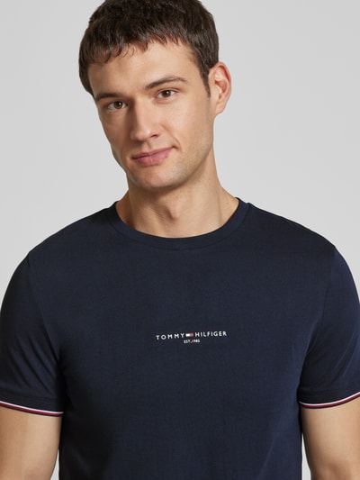 Tommy Hilfiger T-Shirt mit Label-Print Marine 3