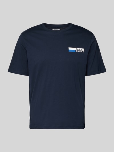 Produktfoto, T-Shirt mit Label-Print Modell 'CORP' von JACK & JONES, Unifarbenes-Design in Dunkelblau, Reine Baumwolle, Gerade Passform, Rundhalsausschnitt