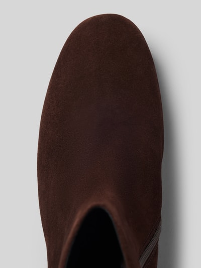 Produktfoto, Stiefeletten aus echtem Leder mit Reißverschluss von Högl, ciemnobrązowy kolor, gładka tekstura, zaokrąglony czubek, krój zaokrąglony, zamek błyskawiczny, podeszwa gładka, wysokość obcasa: 6 cm, wysokość cholewki: 12 cm, szerokość w rozmiarze 40: 12 cm
