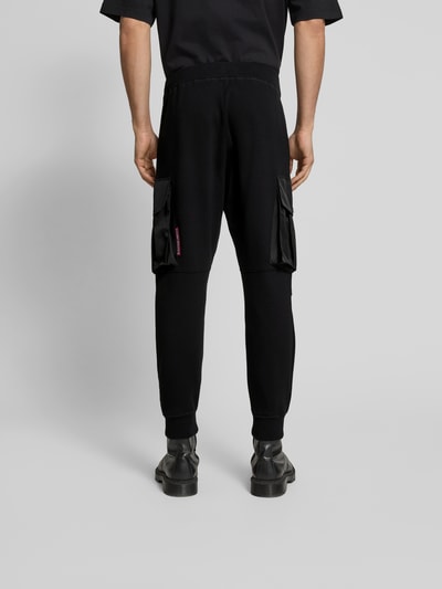 Dsquared2 Sweatpants mit Cargotaschen Black 5