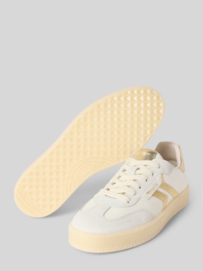 Produktfoto, Low Top Sneaker aus Rindsleder-Textile-Mix von Tamaris, beżowe i złote akcenty, okrągły nosek, płaska podeszwa, faktura zamszu i skóry, tłoczone logo, połyskująca nić, sznurowane, strukturyzowana podeszwa, jednolity kolor
