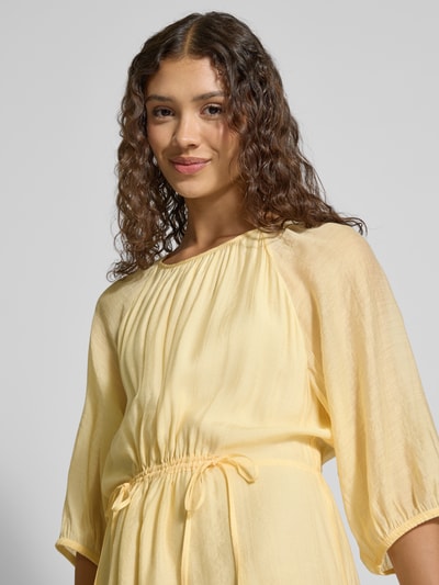 Christian Berg Woman Selection Midi-jurk in laagjeslook Lichtgeel - 3