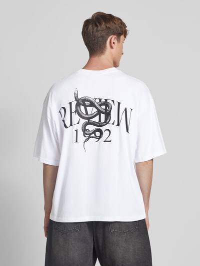REVIEW T-shirt o kroju oversized z okrągłym, prążkowanym dekoltem Biały 5