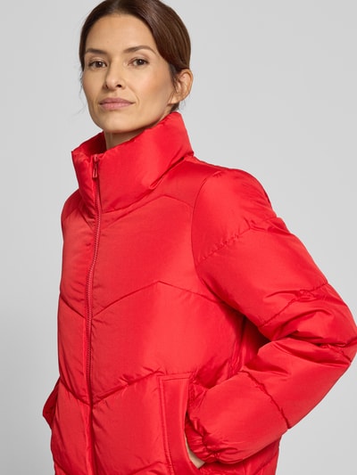 Vero Moda Regular Fit Steppjacke mit Stehkragen Modell 'LIGARIO' Rot 3