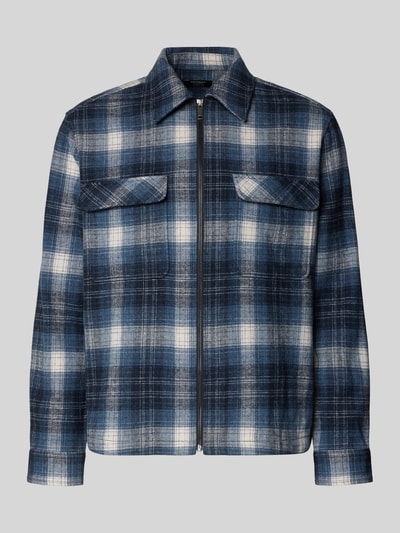 Produktfoto, Hemdjacke mit Reißverschluss von MCNEAL im karierten Blau-Weiß, Material-Mix mit Woll-Anteil, Regular-Fit, Kentkragen, Brusttaschen, Rückenlänge 70 cm bei Größe M