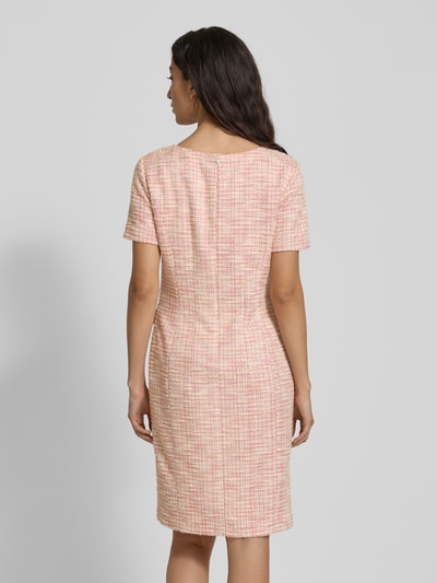 WHITE LABEL Knielanges Kleid mit Strukturmuster Pink 5