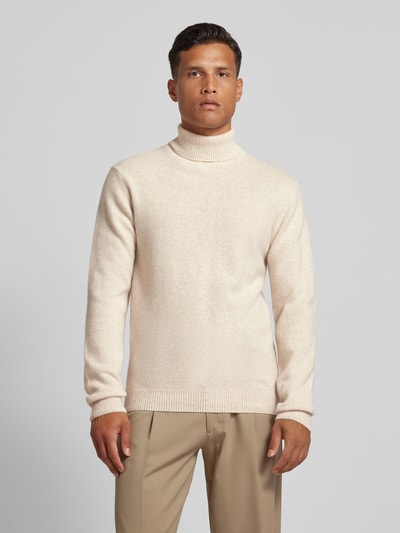 Casual Friday Rollkragenpullover mit Label-Detail Modell 'Karl' Offwhite 4