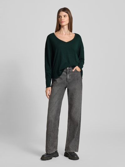 American Vintage Sweter o kroju relaxed fit z dekoltem w serek model ‘Sonoma’ Antracytowy 1