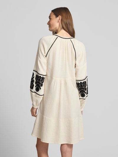 monari Mini-jurk met druppelvormige hals Zand - 5