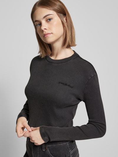 Dickies Cropped Longsleeve mit Label-Stitching Modell 'PLENTYWOOD' Anthrazit 3