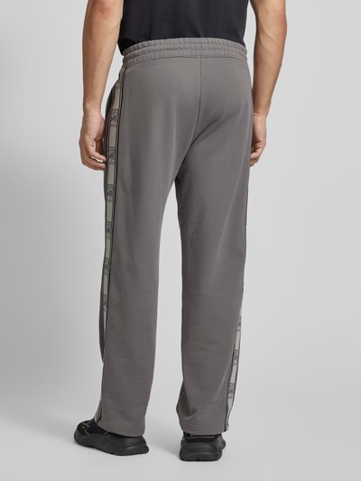 HUGO Sweatpants met elastische band, model ‘Dishorte’ Lichtgrijs - 5