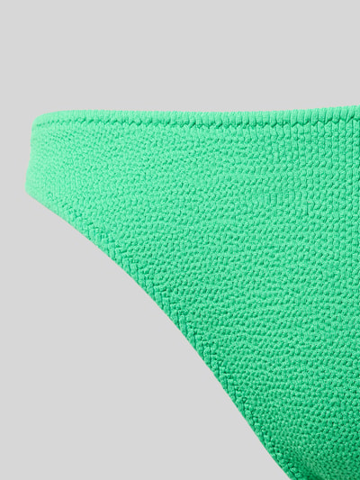 Produktfoto, Bikini-Slip mit Label-Detail Modell 'NAIDA' von Banana Moon, groene stof met structuur, nauwsluitende pasvorm, materiaal met stretch