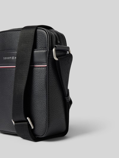 Tommy Hilfiger Umhängetasche mit Label-Detail Modell 'REPORTER' Black 2