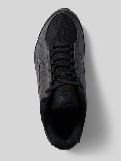 Produktfoto, Sneaker mit Logo-Detail Modell 'REAX 8 NSW SL' von Nike, schwarze Farben, Netzstruktur, Herren Sneaker von Nike