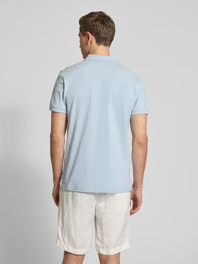 MCNEAL Regular Fit Poloshirt mit Knopfleiste und Label-Stitching Hellblau 5