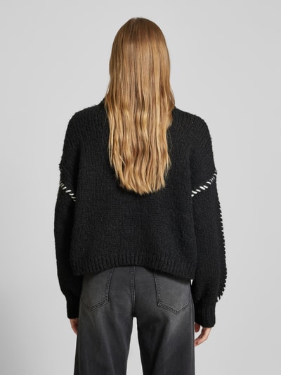 Vero Moda Relaxed Fit Strickpullover mit Kontrast-Detail Modell 'FENG' Black 5