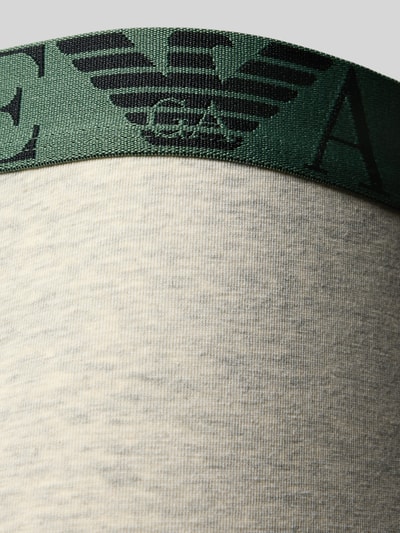 Produktfoto, Trunks im 3er-Pack mit elastischem Logo-Bund von Emporio Armani, Baumwoll-Mix mit Stretch und Logo-Bund in Grün.