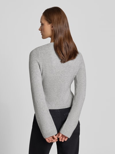 REVIEW Strick-Cardigan in Wickeloptik Hellgrau Melange 5