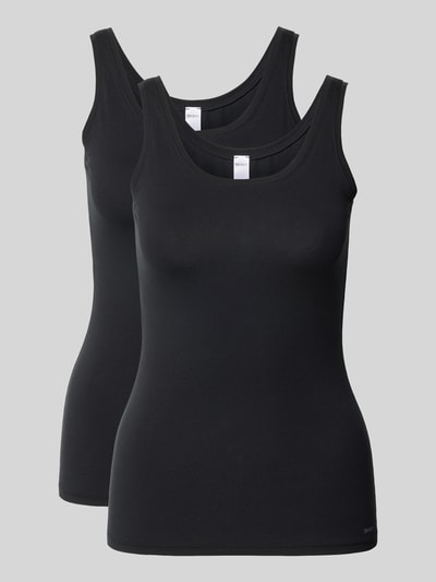 Produktfoto, zwei schwarze Slim Fit Tanktops aus Baumwoll-Mix von SKINY mit Rundhalsausschnitt und ärmellosem Design auf grauem Hintergrund.