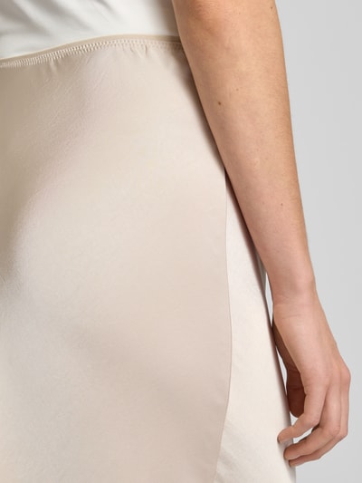 Neo Noir Midirok van satijn met elastische band, model 'URA' Ecru - 3