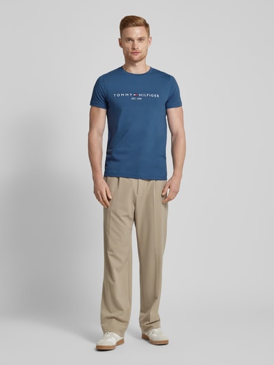 Tommy Hilfiger T-Shirt mit Label-Print Jeansblau 1