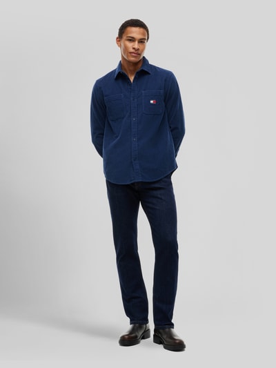Tommy Jeans Regular Fit Cordhemd mit Logo-Patch Dunkelblau 1