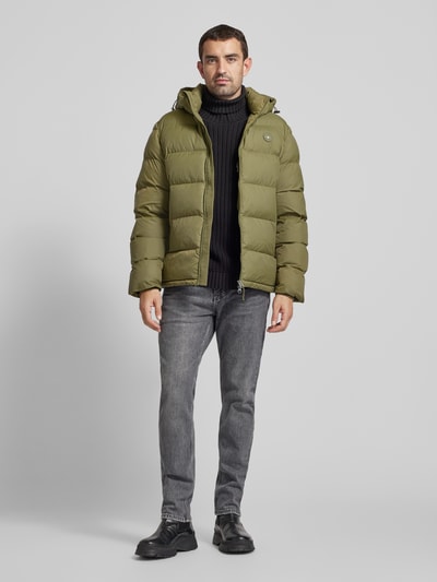 Gant Steppjacke mit Label-Patch Oliv 1