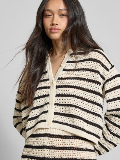 EDITED Cardigan mit Knopfleiste Modell 'Ida' Offwhite 3