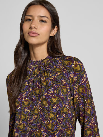 Christian Berg Woman Bluse aus Viskose-Mix mit Stehkragen Kirsche 3