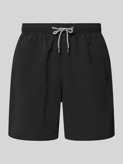 Produktfoto, Badehose mit Gesäßtasche und Logo-Stitching von MCNEAL in Schwarz, Loose-Fit, elastischer Bund mit Kordelzug, glatte Struktur
