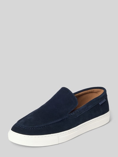 Produktfoto, Loafer aus echtem Leder mit Logo-Detail von PS Poelman, dunkelblau, abgerundete Passform, profilierte Sohle, Absatzhöhe 3 cm, Schafthöhe 6 cm, Schaftweite 13 cm, Herren, samtartige Textur
