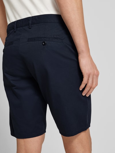 Gant Relaxed Fit Shorts mit Gürtelfalten Marine 3