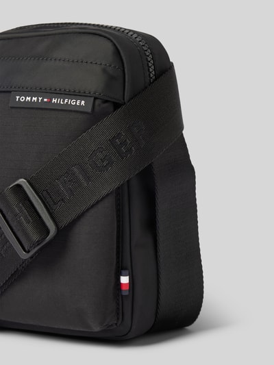 Tommy Hilfiger Umhängetasche mit Label-Details Modell 'TH ELEMENT' Black 2